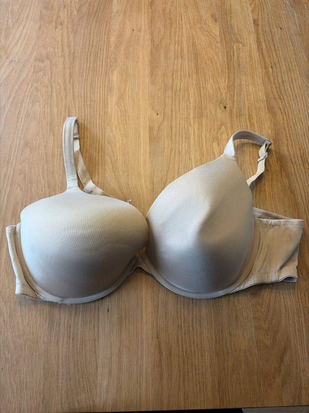 Cacique Boost Plunge Bra 44DD Nude Beige Underwire Lift Plus Size Lane Bryant